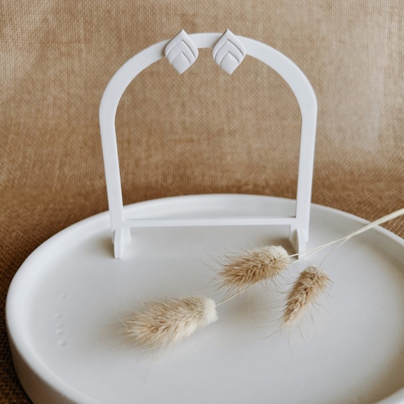 Clay Stud Earrings - Picture 2 of 4